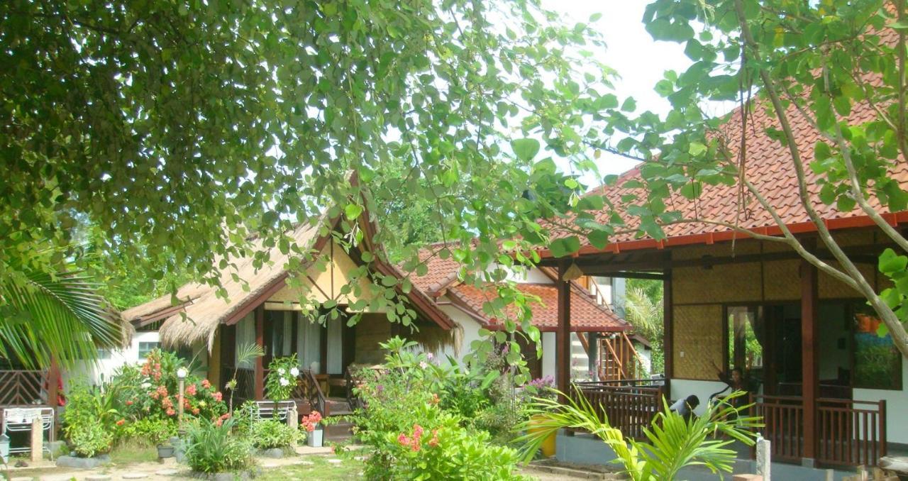 Ana Warung & Bungalows Гили-Мено Экстерьер фото